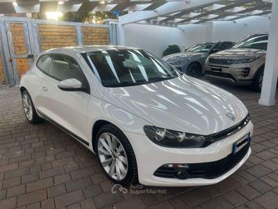 Volkswagen Scirocco Scirocco III 2.0 tdi 140 CV NEOPATENTATI Bianco usata Bari
