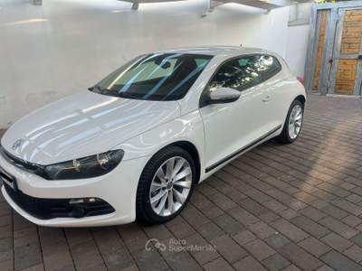 Volkswagen Scirocco Scirocco III 2.0 tdi 140 CV NEOPATENTATI Bianco usata Bari Volkswagen Scirocco Scirocco III 2.0 tdi 140 CV NEOPATENTATI Bianco usata Bari