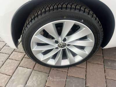 Volkswagen Scirocco Scirocco III 2.0 tdi 140 CV NEOPATENTATI Bianco usata Bari
