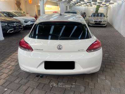 Volkswagen Scirocco Scirocco III 2.0 tdi 140 CV NEOPATENTATI Bianco usata Bari
