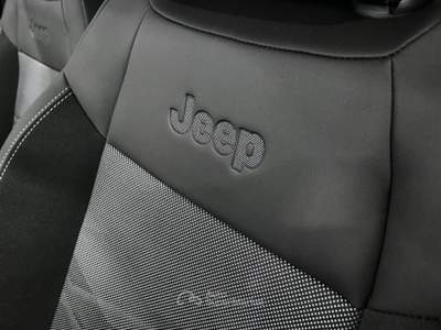Jeep Avenger 1.2 t. Altitude fwd 100cv Bianco usata Romano Canavese