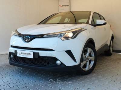 Toyota C-HR 1.8 Hybrid E-CVT Business Bianco usata Resana Toyota C-HR 1.8 Hybrid E-CVT Business Bianco usata Resana