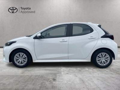 Toyota Yaris 1.5 Hybrid 5 porte Active Bianco usata Caresanablot