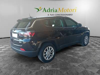 Jeep Compass 1.3 Turbo T4 110kW Longitude DDCT Nero usata Pordenone
