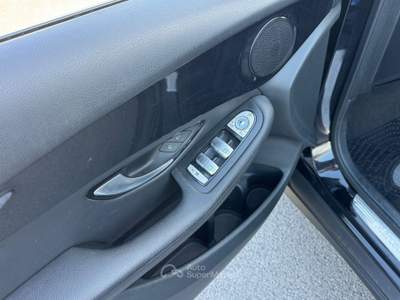 Mercedes-Benz GLC GLC 220 d Business 4matic auto Nero usata San Giuseppe Vesuviano