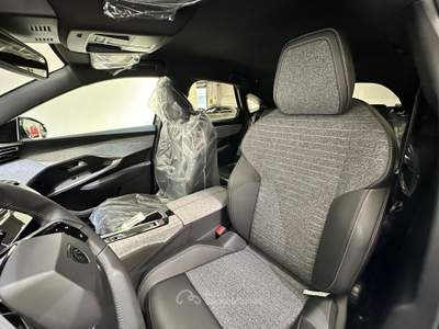 Peugeot 3008 Hybrid 145 e-DCS6 Allure Grigio usata Cassano Magnago