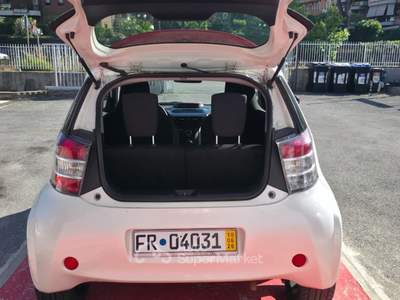 Toyota iQ Toyota iq 1.0 adatta per neopatentati Bianco usata Roma