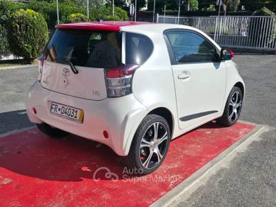 Toyota iQ Toyota iq 1.0 adatta per neopatentati Bianco usata Roma