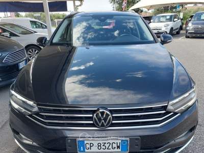 Volkswagen Passat 1.5 TSI ACT DSG Business Aziendale poss legge 104 Nero usata Tivoli