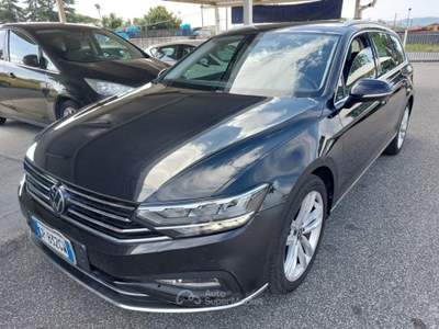 Volkswagen Passat 1.5 TSI ACT DSG Business Aziendale poss legge 104 Nero usata Tivoli