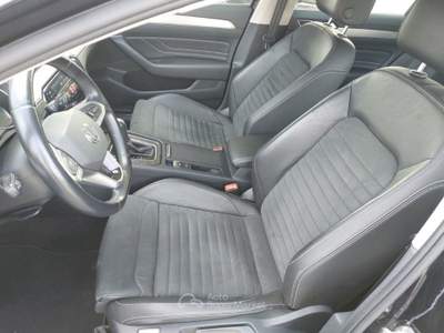 Volkswagen Passat 1.5 TSI ACT DSG Business Aziendale poss legge 104 Nero usata Tivoli
