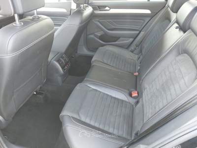 Volkswagen Passat 1.5 TSI ACT DSG Business Aziendale poss legge 104 Nero usata Tivoli