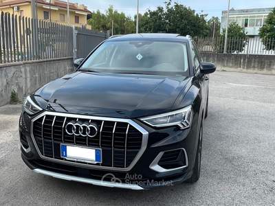 Audi Q3 Q3 35 2.0 tdi Business Advanced s-tronic Nero usata Mondragone