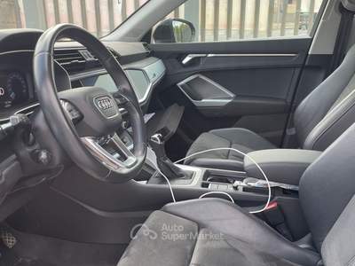 Audi Q3 Q3 35 2.0 tdi Business Advanced s-tronic Nero usata Mondragone