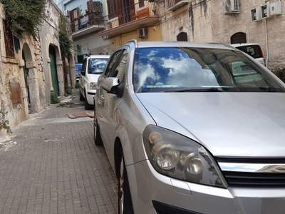 Opel Astra Vendo per inutilizzo usata Bitonto