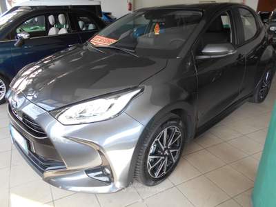 Toyota Yaris auto per neopatentati Grigio usata Novara