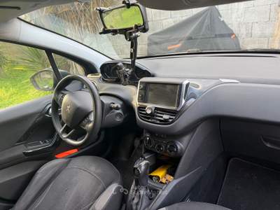 Peugeot 208 Alimentazione Benzina GPL Grigio usata Lizzanello