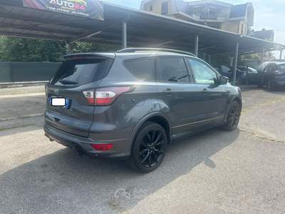 Ford Kuga FORD KUGA 2.0 180CV 4WD AUTOMATICA ST-LINE Grigio usata Busnago
