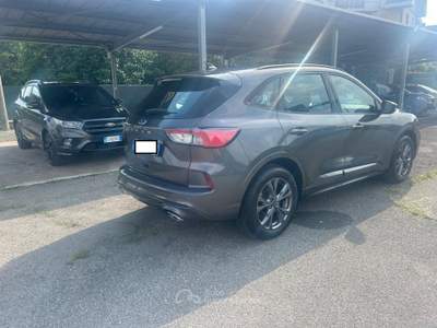 Ford Kuga FORD KUGA 1.5 ECOBLUE 120 CV ST-LINE Grigio usata Busnago