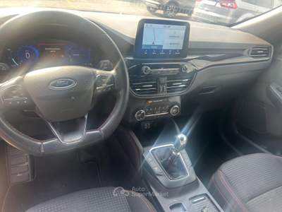Ford Kuga FORD KUGA 1.5 ECOBLUE 120 CV ST-LINE Grigio usata Busnago
