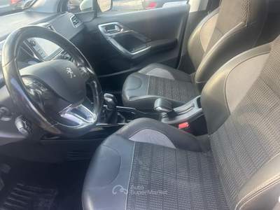 Peugeot 2008 100CV Bianco usata Busnago