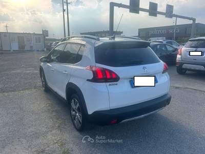 Peugeot 2008 100CV Bianco usata Busnago