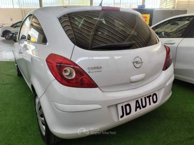 Opel Corsa OPEL CORSA 1.2 BENZINA GPL Bianco usata Ponsacco