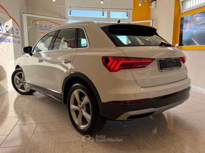 Audi Q3 Audi Q3 2.0 35 TDI S Line #11229 Bianco usata Martina Franca