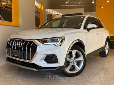 Audi Q3 Audi Q3 2.0 35 TDI S Line #11229 Bianco usata Martina Franca