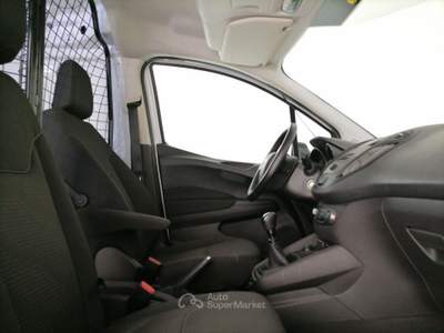 Ford Transit Courier 1.5 tdci 75cv S&S Trend my20 Bianco usata Roma
