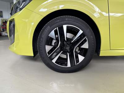 Peugeot 208 Allure PureTech 100 S/S UNICO PROPRIETARIO Giallo usata Castellanza