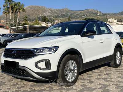 Volkswagen T-Roc Life 2.0 TDI 116CV Nero usata Borgetto