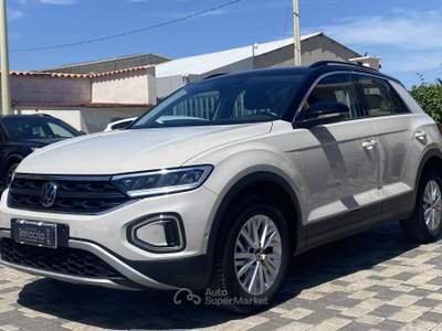 Volkswagen T-Roc Life 2.0 TDI 116CV Nero usata Borgetto
