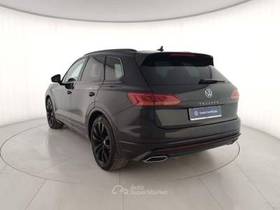 Volkswagen Touareg 3.0 V6 TDI SCR 210kW R-Line Nero usata Massa