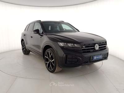Volkswagen Touareg 3.0 V6 TDI SCR 170kW R-Line Final Edit Nero usata Massa