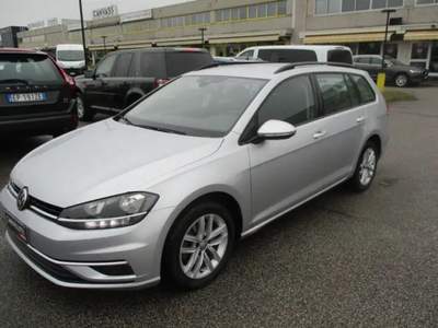 Volkswagen Golf 2.0 TDI Executive BlueMotion Technology Grigio usata Camino al Tagliamento