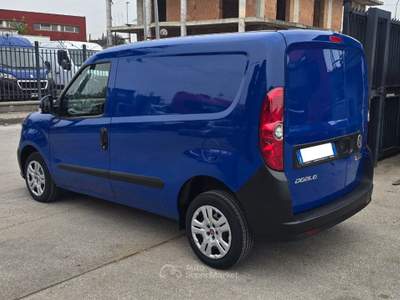Fiat Doblò Doblò 1.6 MJT 105CV S&S Blu/Azzurro usata Frattaminore