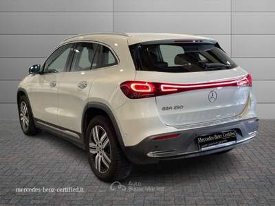Mercedes-Benz EQA  - eqa 250 sport plus Bianco usata Ancona