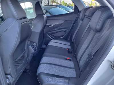 Peugeot 3008  3008 1.5 bluehdi allure s&s 130cv usata San Secondo di Pinerolo