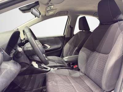 Toyota Yaris  1.5h business Bianco usata Firenze
