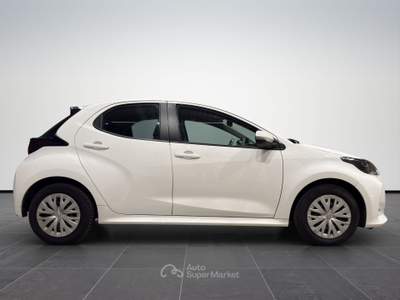 Toyota Yaris  1.5h business Bianco usata Firenze