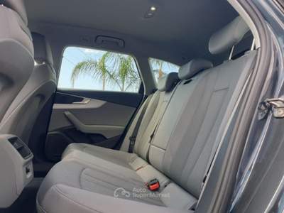 Audi A4 Avant 35 TDI/163 CV S tronic Business Grigio usata Taranto