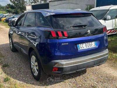 Peugeot 3008 3008 AUTOM 1.5 bluehdi Business s TG : GC806FJ Blu/Azzurro usata Basiliano