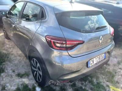Renault Clio Clio V 2019 1.0 tce Equilibre  90cv my21 -GN128DA Grigio usata Basiliano