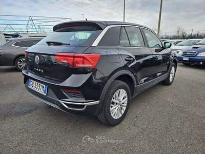 Volkswagen T-Roc 1.6 TDI 116cv SCR Business BMT - GB533YM Argento usata Basiliano