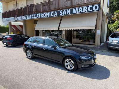 Audi A4  2.0 TDI 122CV S tr. Bus. Sport Nero usata Mirano