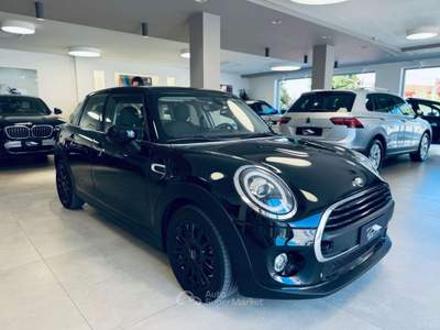 MINI Clubman 5p 1.5 75cv Nero usata San Michele Salentino