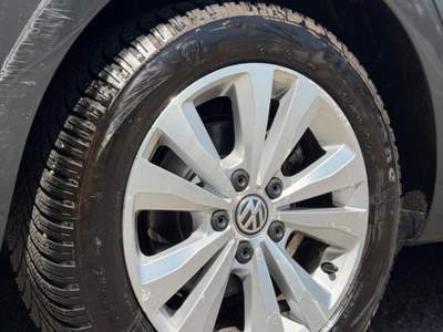 Volkswagen Golf  1.6 TDI 110 CV 5p. Executive BMT usata Coriano