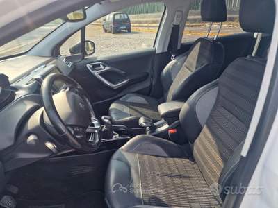 Peugeot 2008 Allure usata Torre Annunziata