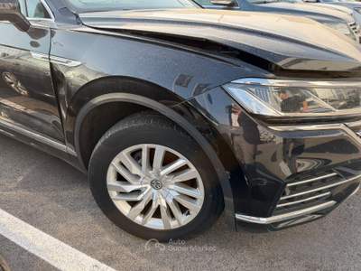 Volkswagen Touareg 3.0 V6 TDI SCR Advanced usata Torre Annunziata